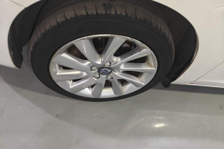 Used Volvo S60 2017 S60L T4 Smart Range Edition Exterior 4