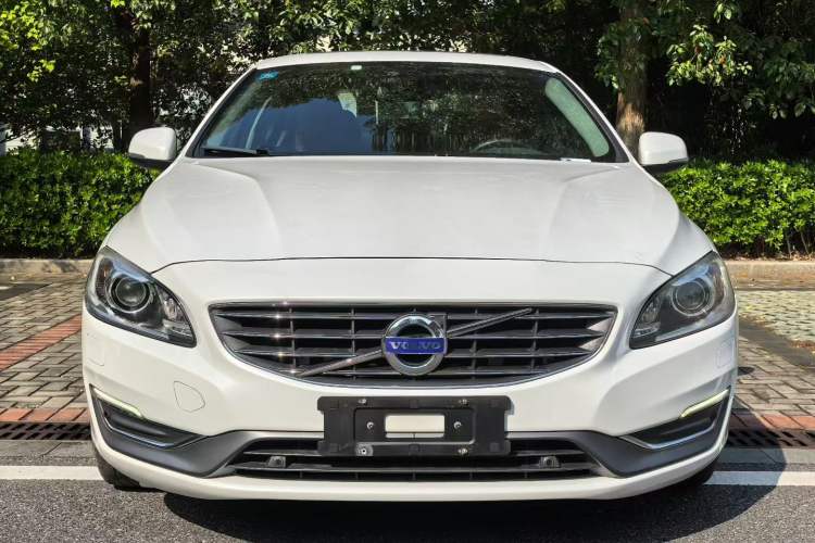 Used Volvo S60 2017 S60L T4 Smart Range Edition Exterior 4