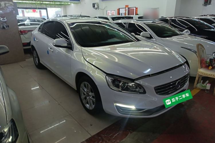 Used Volvo S60 2017 S60L T3 Smart Upgrade Edition Front Right 45 Deg