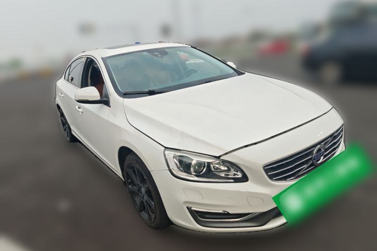 Used Volvo S60 2017 S60L T5 Intelligent Drive Edition Front Right 45 Deg