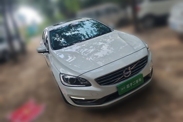 Used Volvo S60 2017 S60L T4 Smart Range Edition Front Right 45 Deg