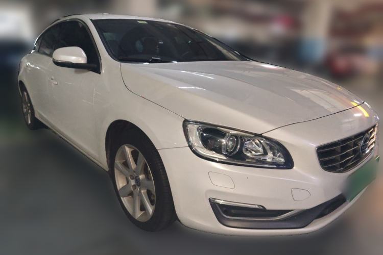 Used Volvo S60 2017 S60L T5 Intelligent Drive Edition Front Right 45 Deg