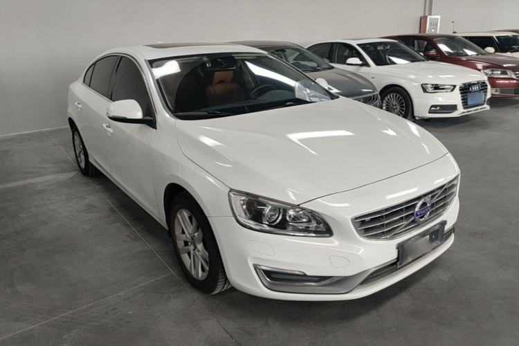 Used Volvo S60 2017 S60L T3 Smart Upgrade Edition Front Right 45 Deg