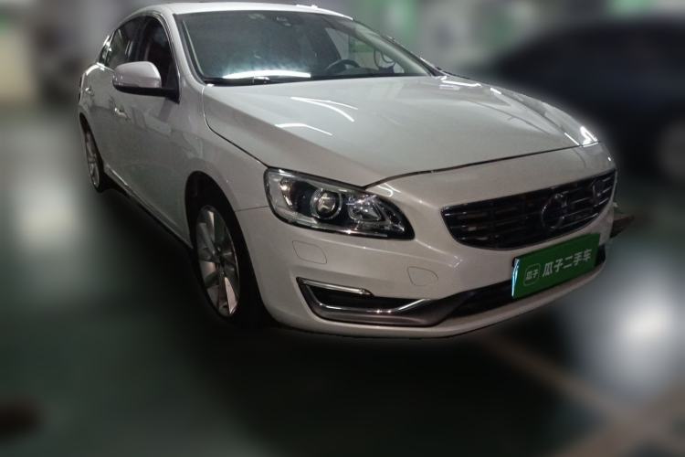 Used Volvo S60 2017 S60L T4 Smart Range Edition Front Right 45 Deg