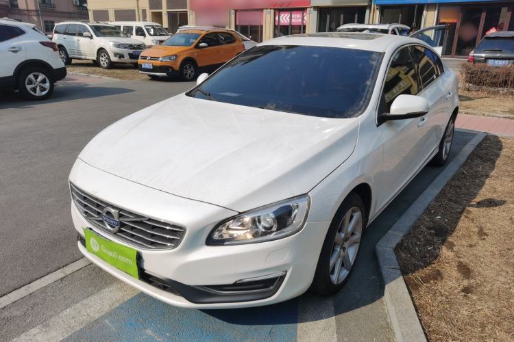 Used Volvo S60 2017 S60L T5 Intelligent Drive Edition Guazi used car, China used car export, Used car for sale, Used cars, Cheapest cars for sale