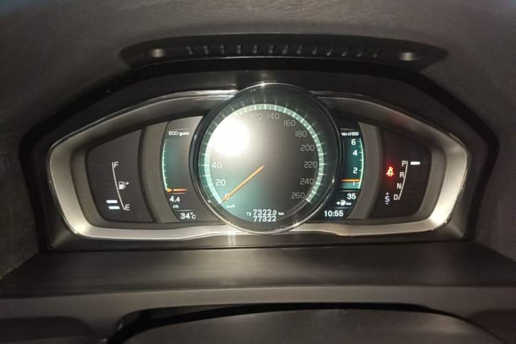 Used Volvo S60 2017 S60L T4 Smart Range Edition Instrument Cluster