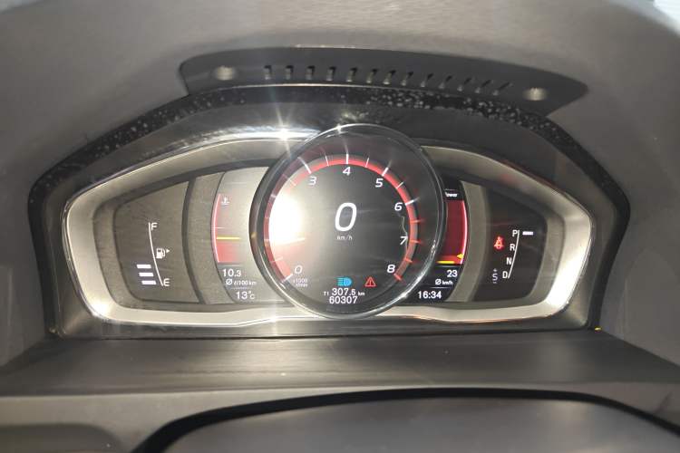 Used Volvo S60 2017 S60L T4 Smart Range Edition Instrument Cluster