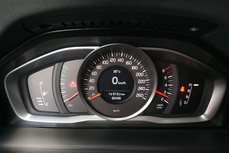 Used Volvo S60 2017 S60L T3 Smart Drive Edition Instrument Cluster