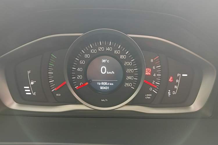 Used Volvo S60 2017 S60L T3 Smart Drive Edition Instrument Cluster