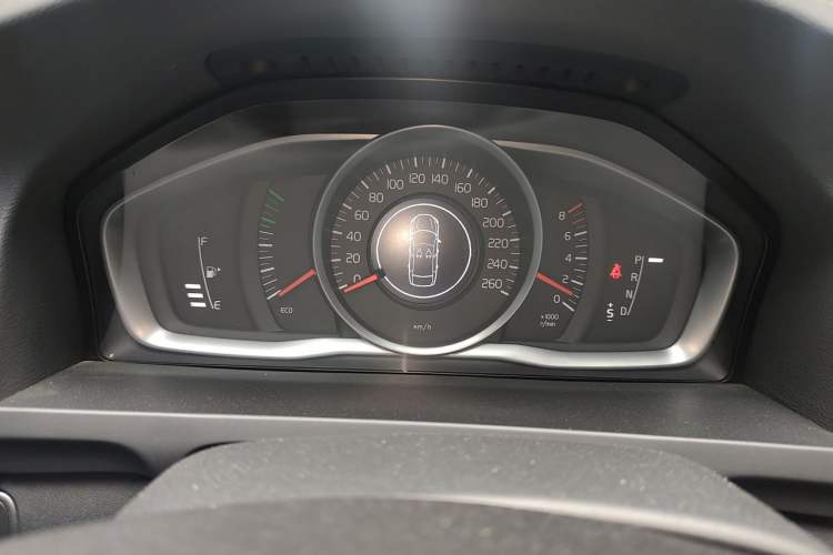 Used Volvo S60 2017 S60L T3 Smart Upgrade Edition Instrument Cluster