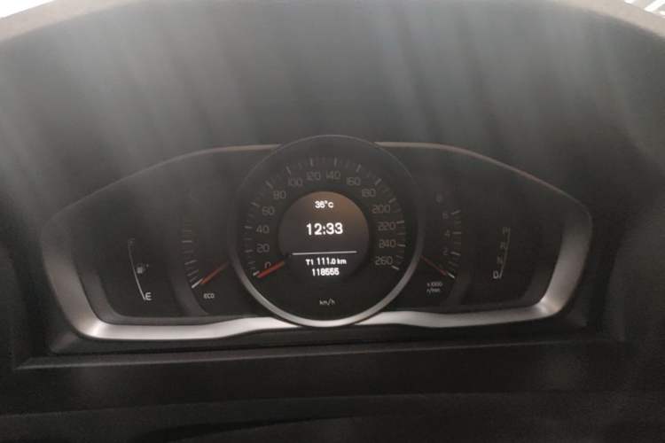 Used Volvo S60 2017 S60L T3 Smart Upgrade Edition Instrument Cluster