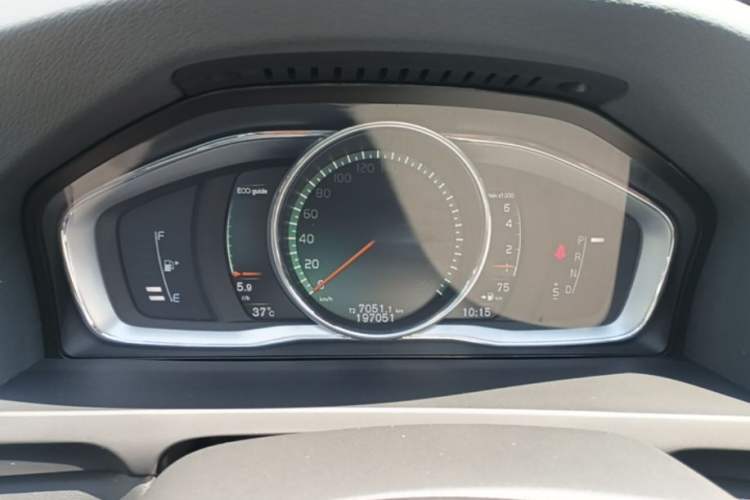 Used Volvo S60 2017 S60L T5 Intelligent Drive Edition Instrument Cluster
