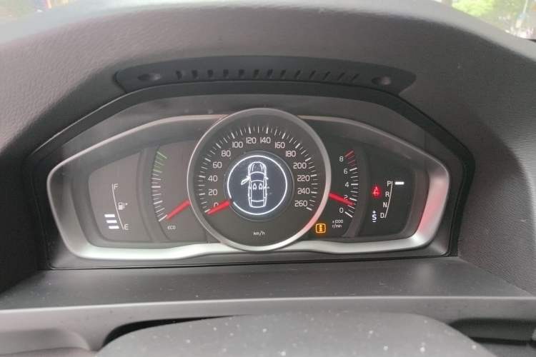 Used Volvo S60 2017 S60L T3 Smart Drive Edition Instrument Cluster