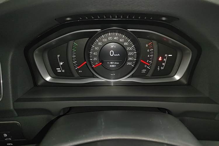 Used Volvo S60 2017 S60L T3 Smart Upgrade Edition Instrument Cluster