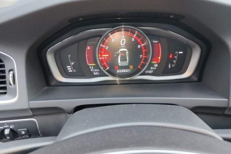 Used Volvo S60 2017 S60L T4 Smart Range Edition Instrument Cluster
