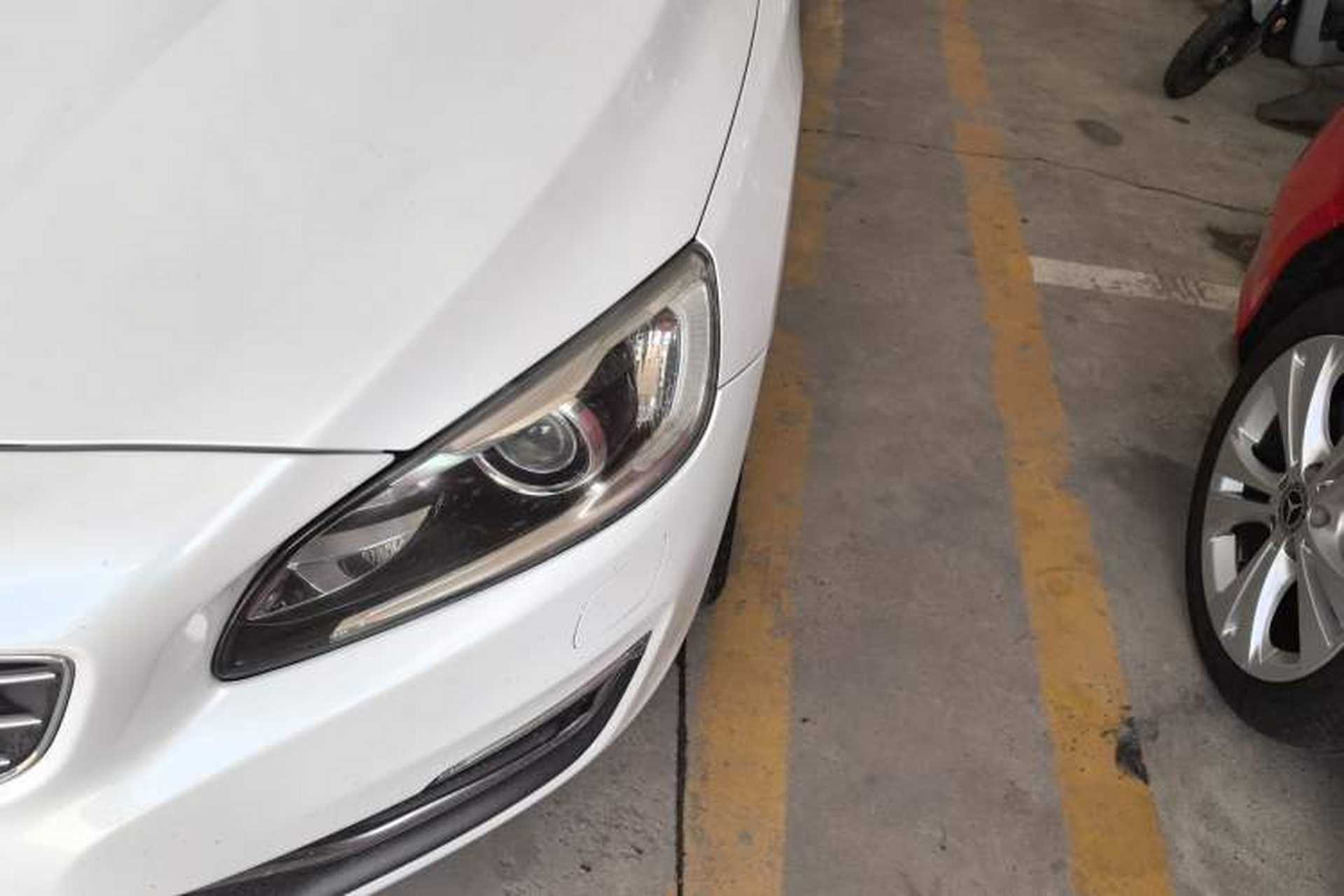 Used Volvo S60 2017 S60L T4 Smart Range Edition Left Front Headlight