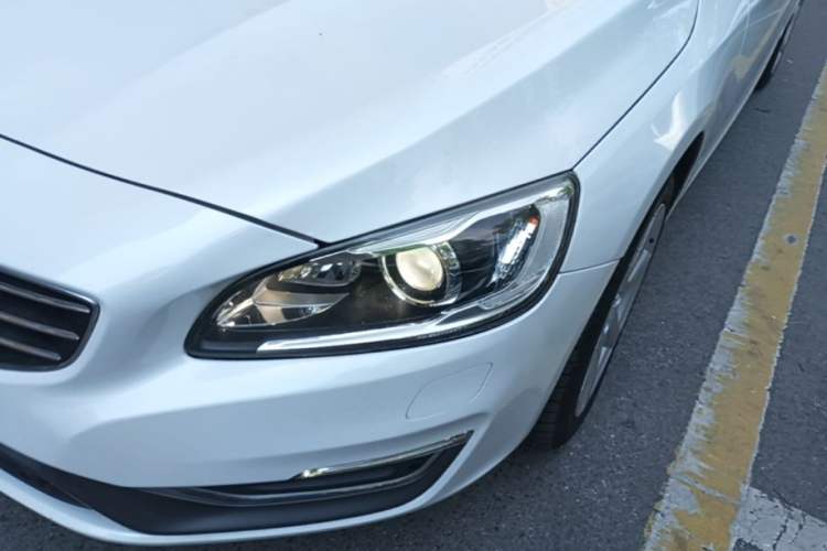 Used Volvo S60 2017 S60L T5 Intelligent Drive Edition Left Front Headlight