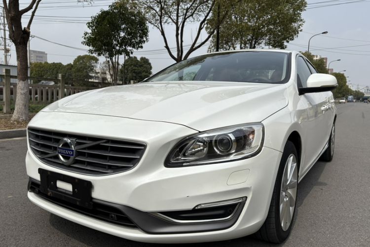 Used Volvo S60 2017 S60L T4 Smart Range Edition Left Front Headlight