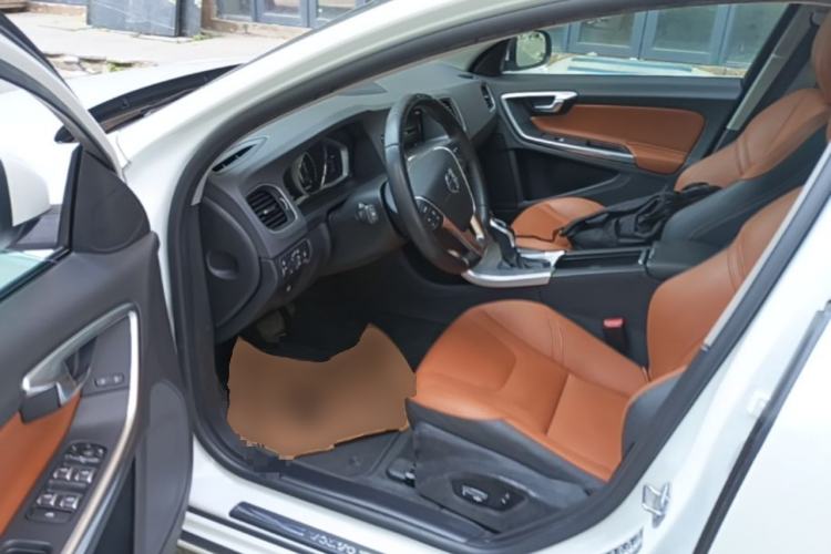 Used Volvo S60 2017 S60L T5 Intelligent Drive Edition Left Front Seat