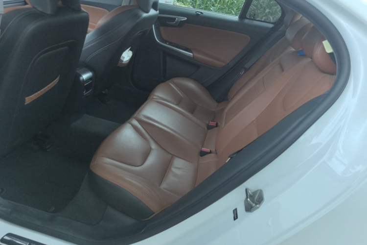 Used Volvo S60 2017 S60L T5 Intelligent Drive Edition Left Rear Seat