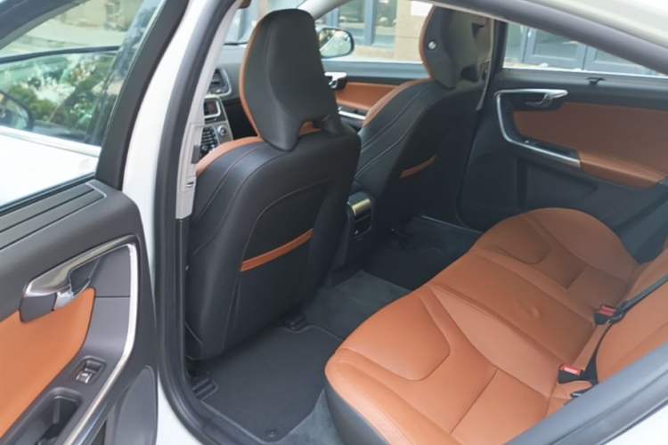 Used Volvo S60 2017 S60L T5 Intelligent Drive Edition Left Rear Seat