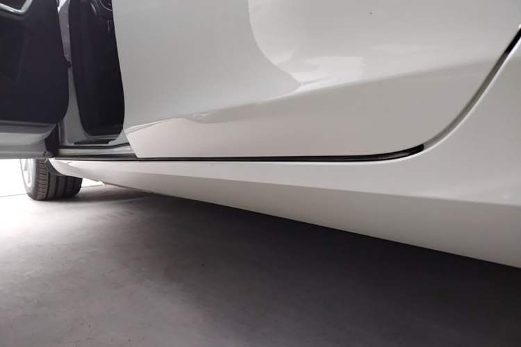 Used Volvo S60 2017 S60L T4 Smart Range Edition Left Side Sill