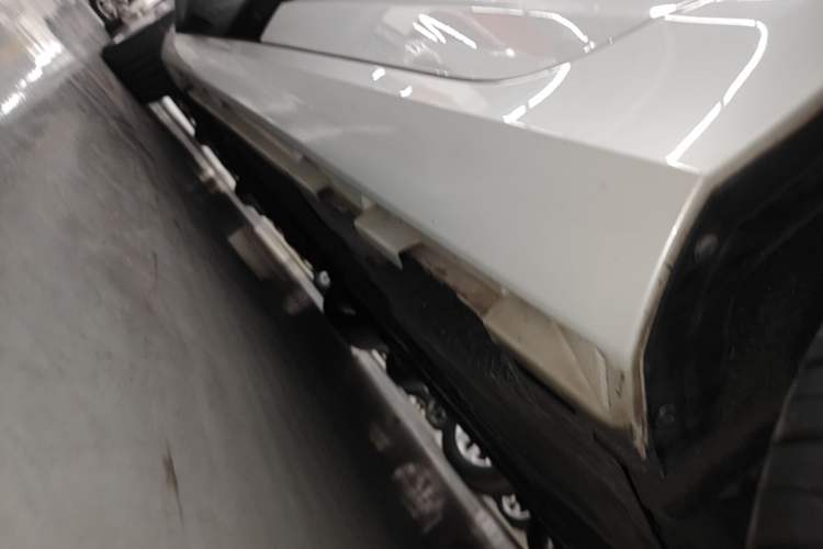 Used Volvo S60 2017 S60L T5 Intelligent Drive Edition Left Side Sill