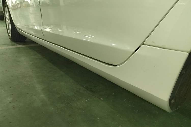 Used Volvo S60 2017 S60L T3 Smart Upgrade Edition Left Side Sill