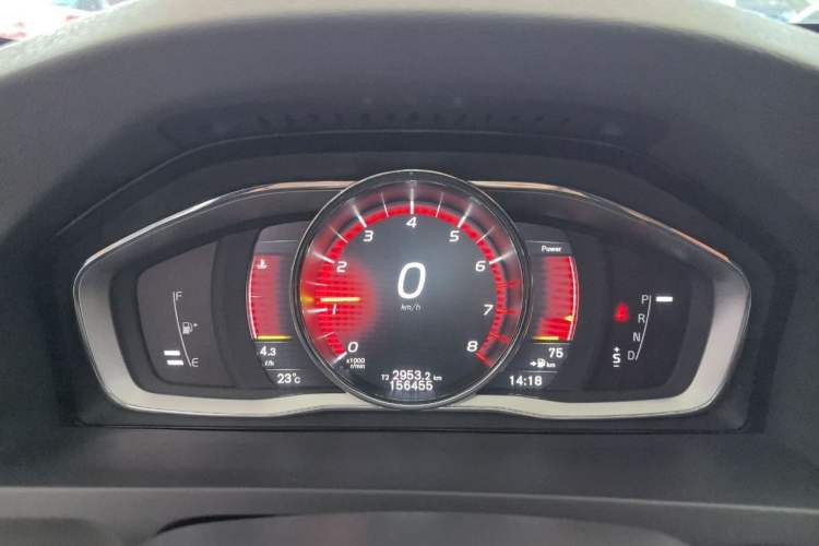 Used Volvo S60 2017 S60L T4 Smart Range Edition Odometer Close Up