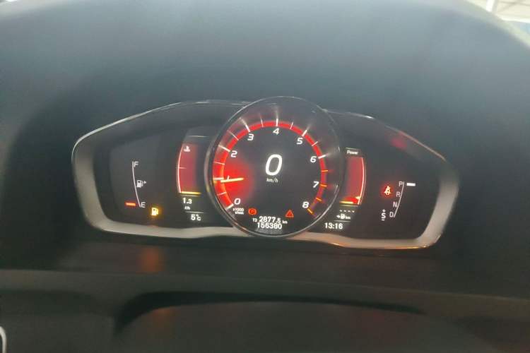 Used Volvo S60 2017 S60L T4 Smart Range Edition Odometer Close Up