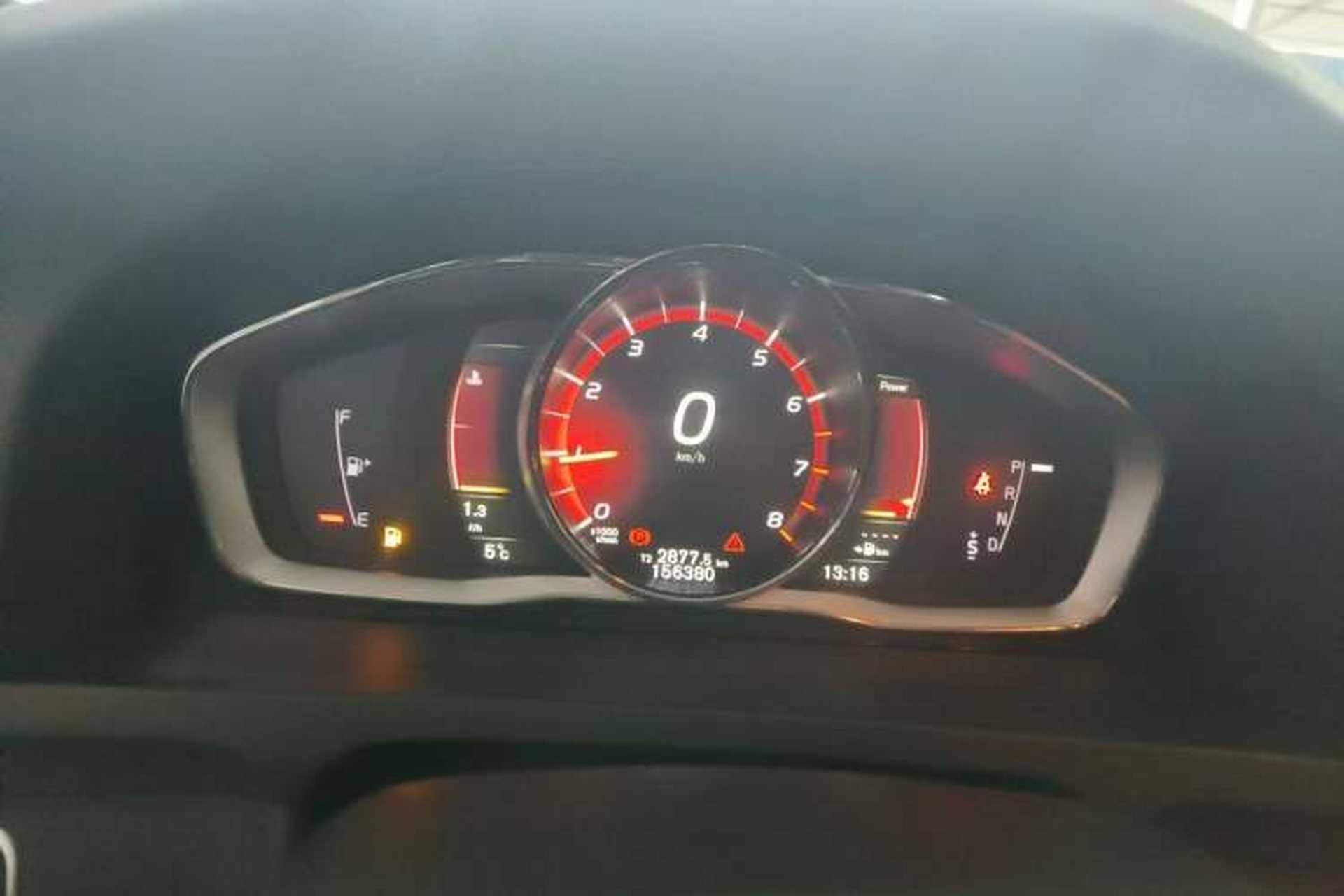 Used Volvo S60 2017 S60L T4 Smart Range Edition Odometer Close Up