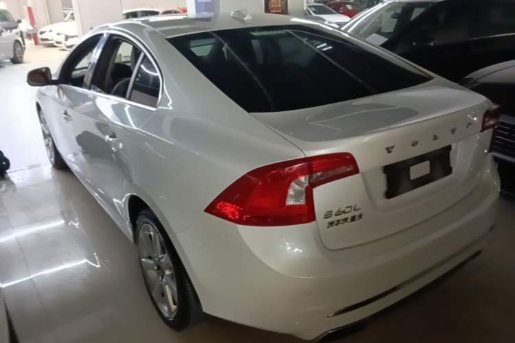 Used Volvo S60 2017 S60L T5 Intelligent Drive Edition Rear Left 45 Deg