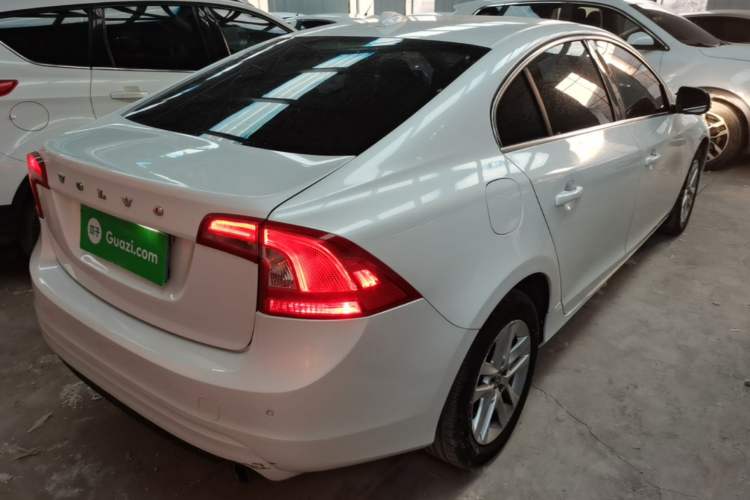 Used Volvo S60 2017 S60L T3 Smart Upgrade Edition Rear Right 45 Deg