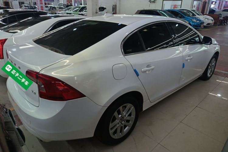 Used Volvo S60 2017 S60L T3 Smart Upgrade Edition Rear Right 45 Deg