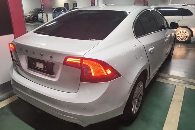 Used Volvo S60 2017 S60L T3 Smart Upgrade Edition Rear Right 45 Deg