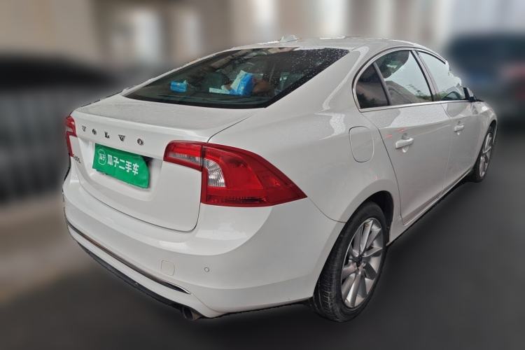 Used Volvo S60 2017 S60L T4 Smart Range Edition Rear Right 45 Deg