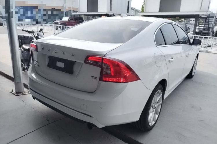Used Volvo S60 2017 S60L T4 Smart Range Edition Rear Right 45 Deg
