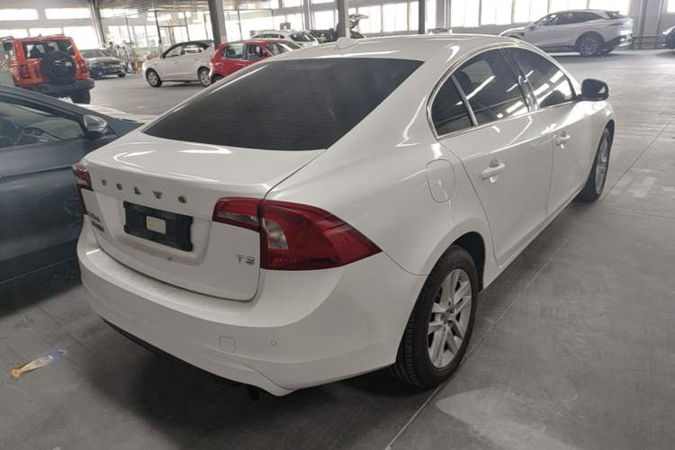 Used Volvo S60 2017 S60L T3 Smart Upgrade Edition Rear Right 45 Deg