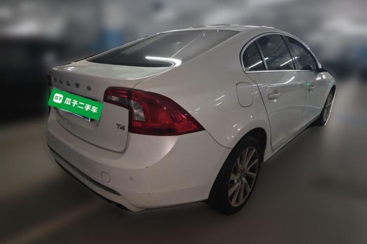 Used Volvo S60 2017 S60L T4 Smart Range Edition Rear Right 45 Deg