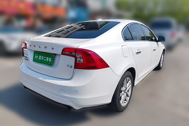 Used Volvo S60 2017 S60L T3 Smart Drive Edition Rear Right 45 Deg