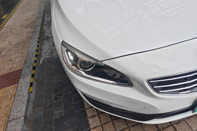 Used Volvo S60 2017 S60L T3 Smart Upgrade Edition Right Front Headlight