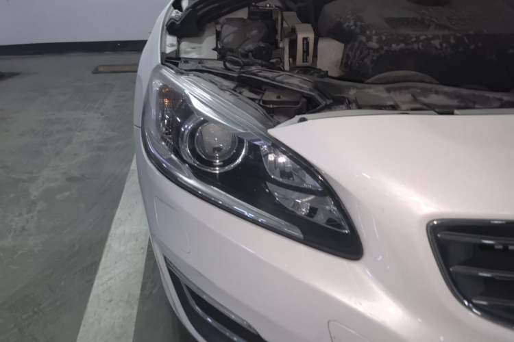 Used Volvo S60 2017 S60L T3 Smart Upgrade Edition Right Front Headlight
