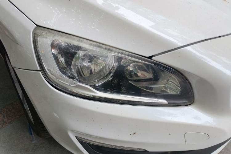 Used Volvo S60 2017 S60L T3 Smart Drive Edition Right Front Headlight