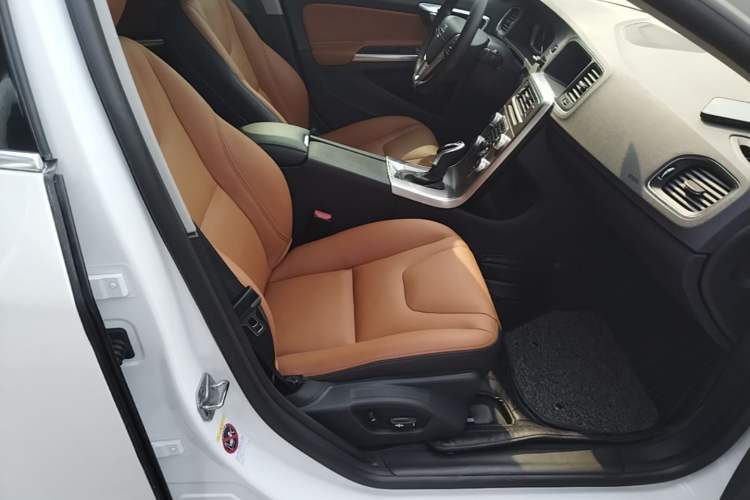 Used Volvo S60 2017 S60L T4 Smart Range Edition Right Front Seat
