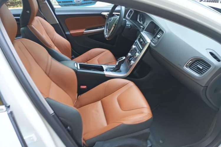 Used Volvo S60 2017 S60L T5 Intelligent Drive Edition Right Front Seat