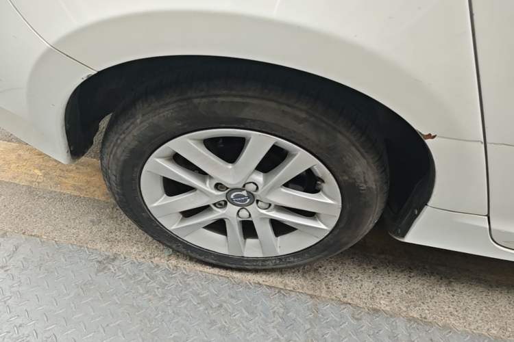 Used Volvo S60 2017 S60L T3 Smart Upgrade Edition Right Rear Wheel Hub