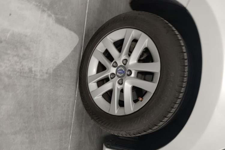 Used Volvo S60 2017 S60L T3 Smart Upgrade Edition Right Rear Wheel Hub