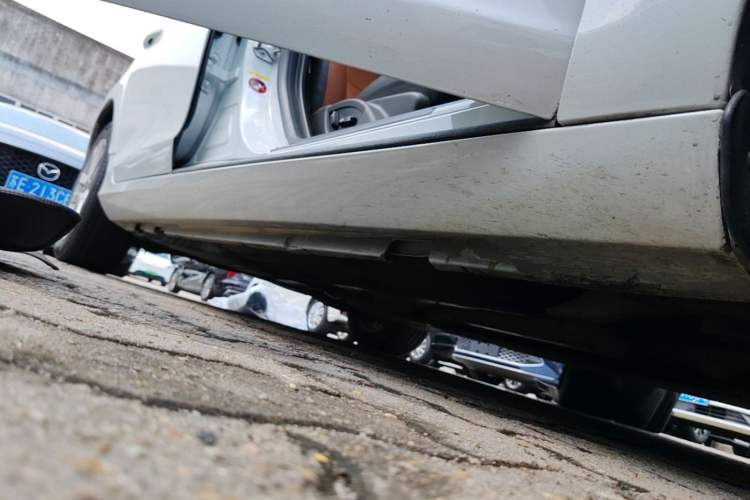 Used Volvo S60 2017 S60L T3 Smart Upgrade Edition Right Side Sill