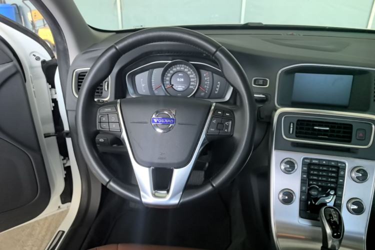 Used Volvo S60 2017 S60L T3 Smart Upgrade Edition Steering Wheel