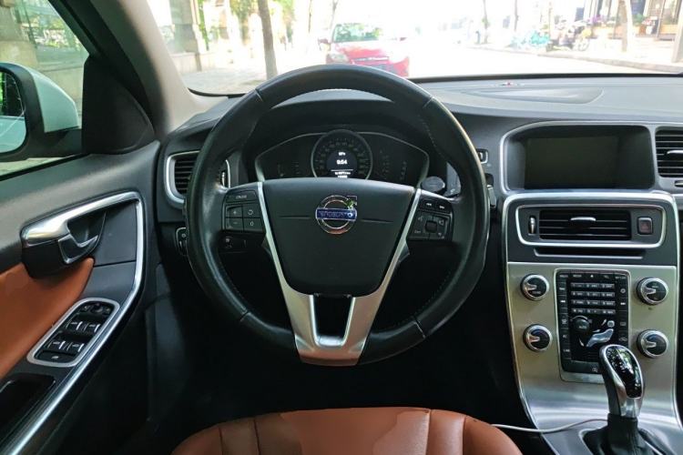 Used Volvo S60 2017 S60L T3 Smart Upgrade Edition Steering Wheel